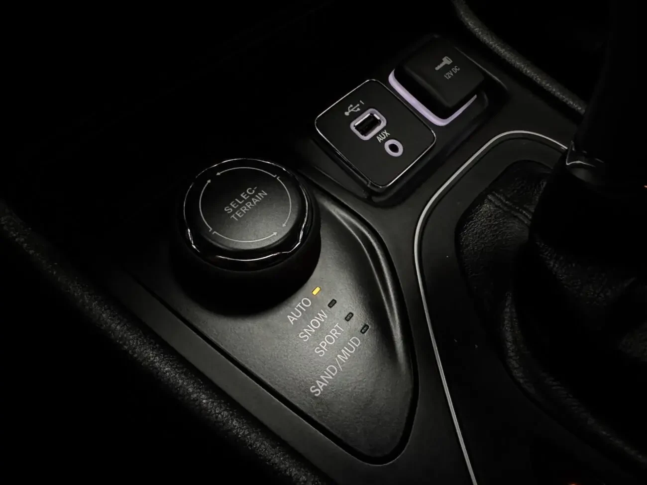 Jeep Cherokee V 4WD 2.0i 16V 9АКПП 2022 р.в. (272 к.с.) 9