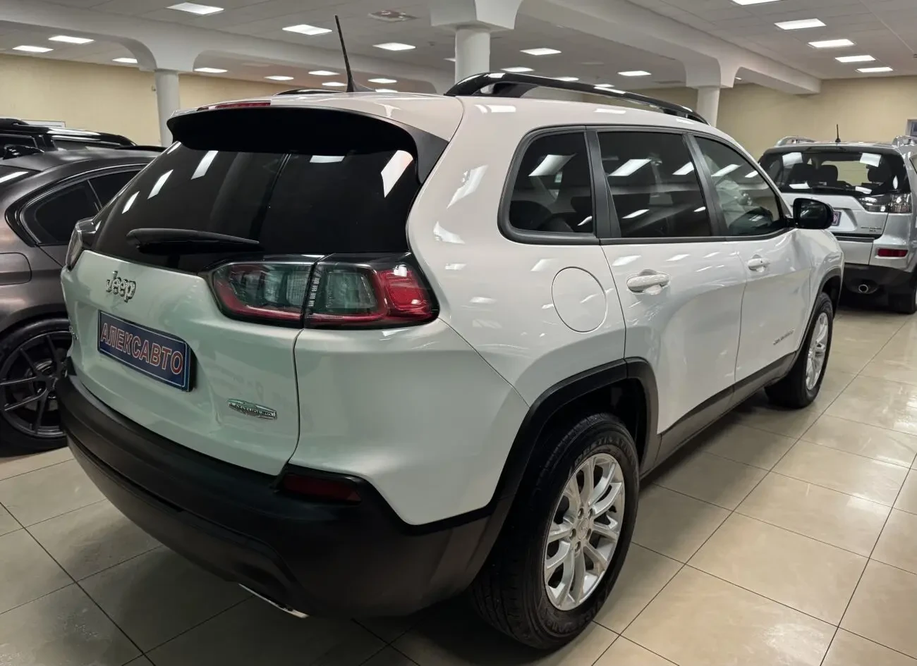 Jeep Cherokee V 4WD 2.0i 16V 9АКПП 2022 р.в. (272 к.с.) 3