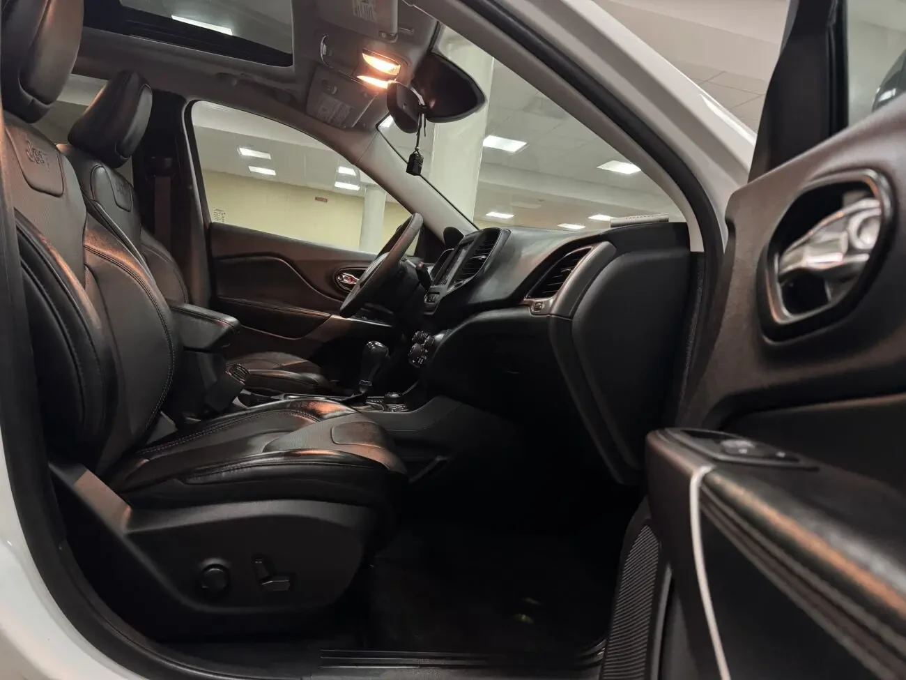 Jeep Cherokee V 4WD 2.0i 16V 9АКПП 2022 р.в. (272 к.с.) 6