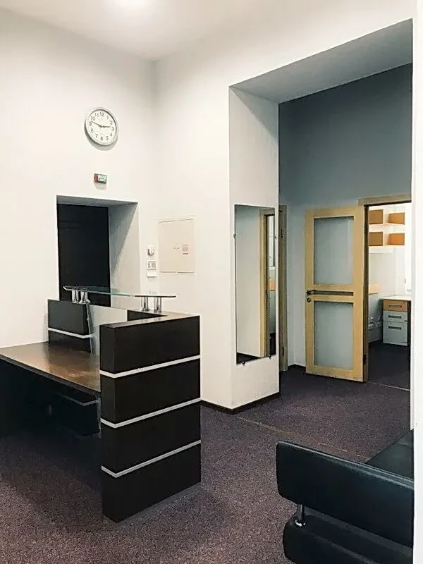 Офис 105 м2 с мебелью в Центре Саксаганского Дворец Спорта Олимпийская 3