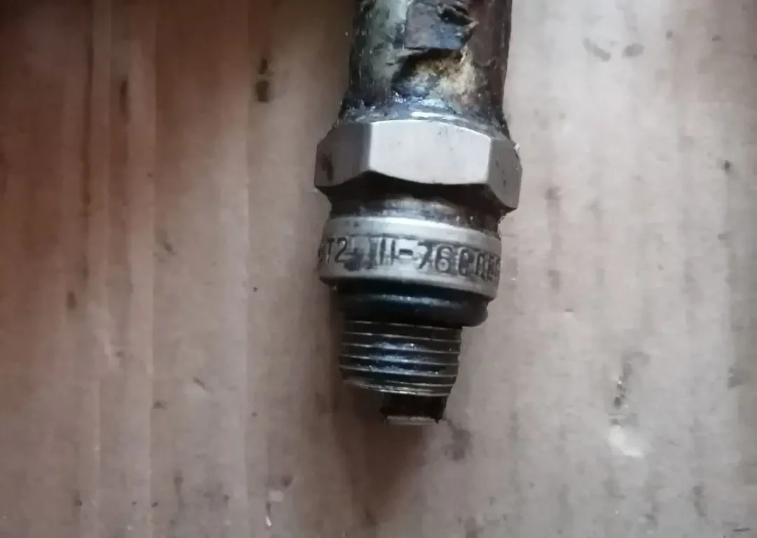 Свеча экранированная зил-130, новая ссср 3