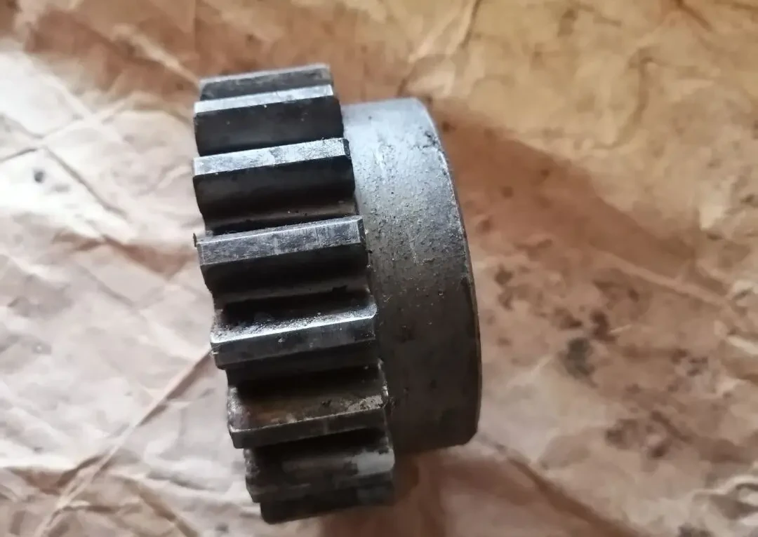 Шестерня заднего хода зил-130, новая ссср 2