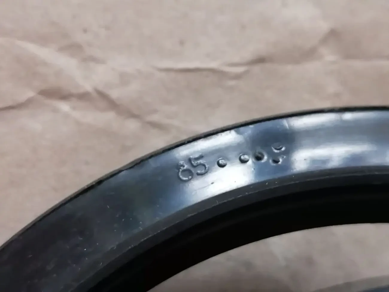 Сальник передней ступицы зил-130, новый ссср 3