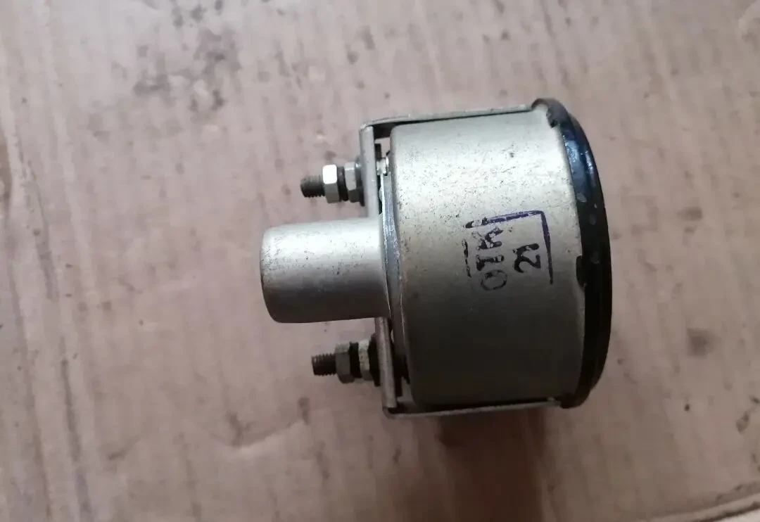 Указатель давления масла зил-130, новый ссср 2