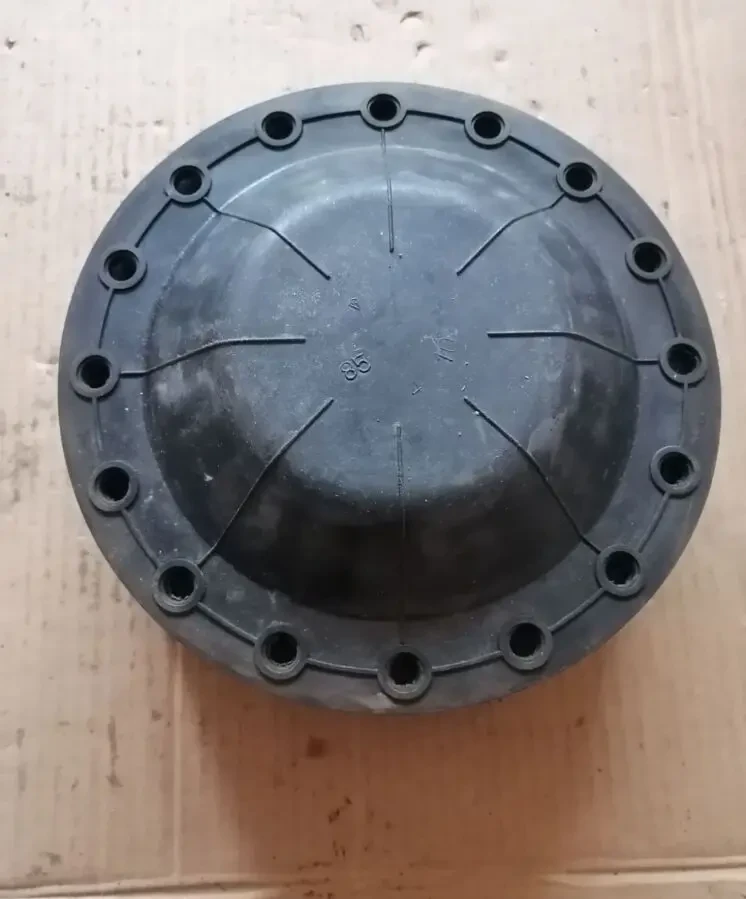 Диафрагма тормозной камеры зил-130, новая ссср