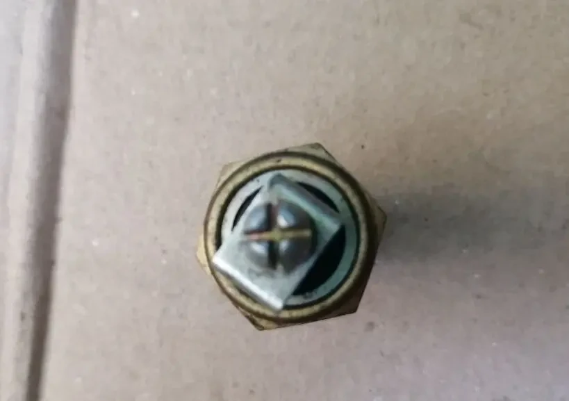 Датчик температуры зил-130, газ-53, новый ссср 4