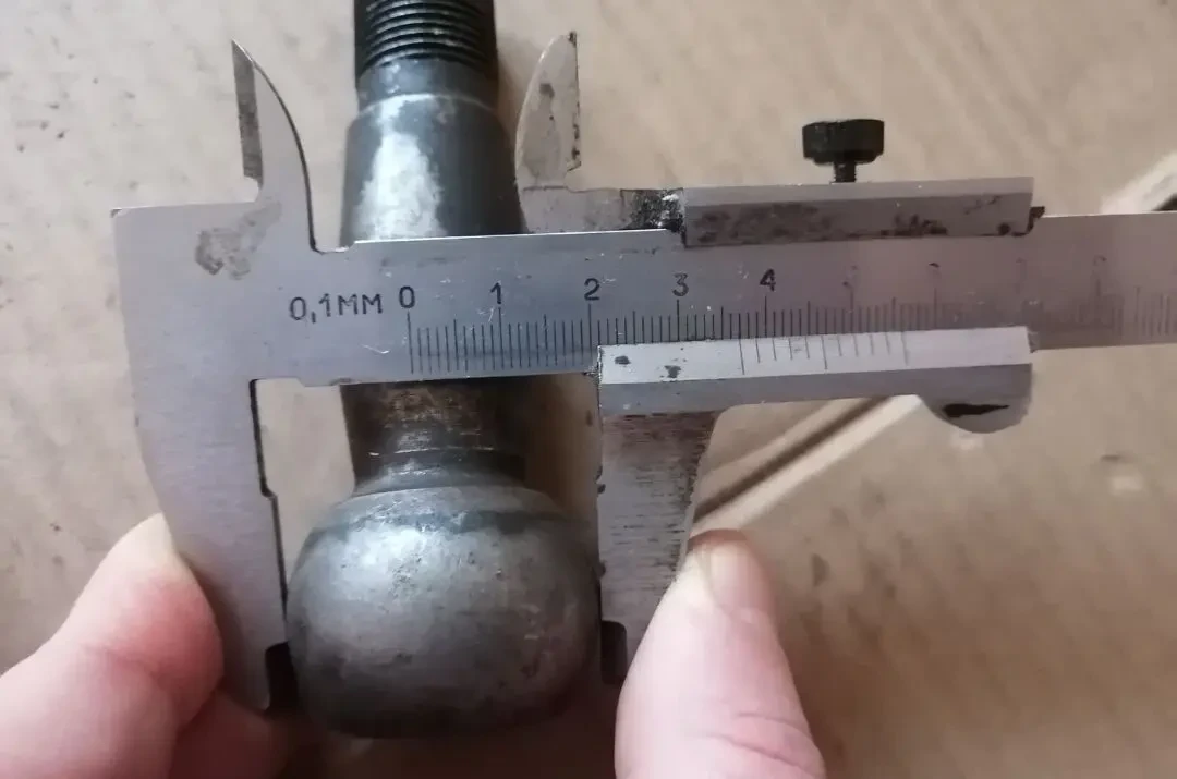 Палец рулевой поперечной тяги зил-130, новый ссср 4