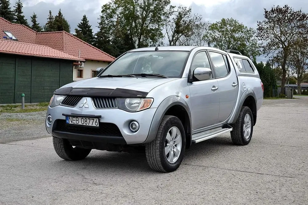Mitsubishi L200