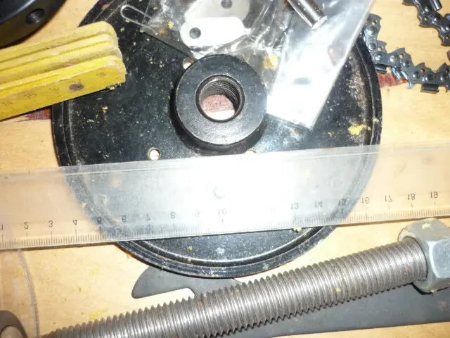 Токарний станок по дереву Sturm 1045 7