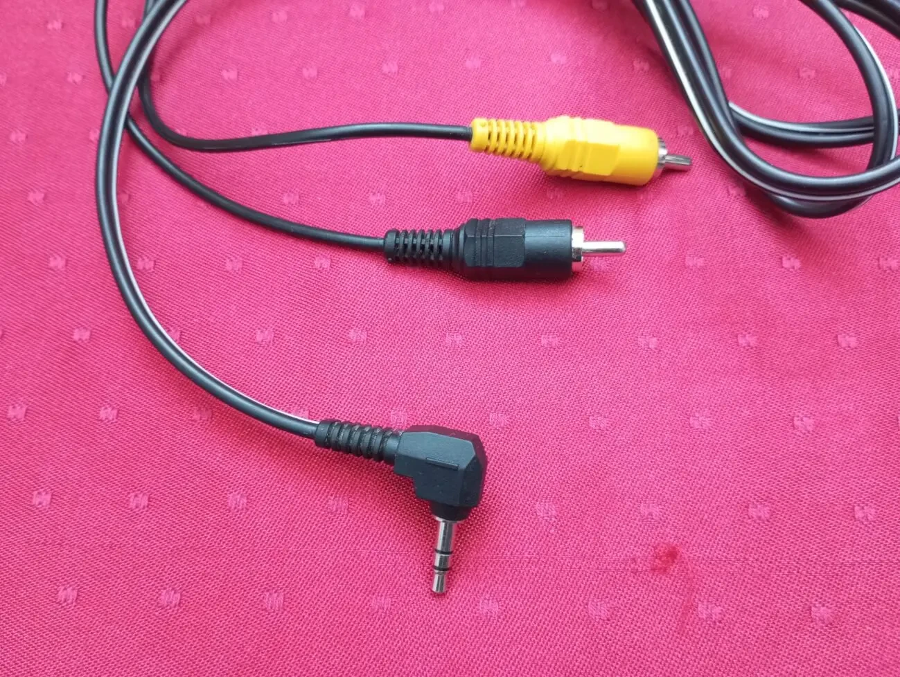 Шнур кабель AUX для колонок 1, 5 м миниджек тюльпаны 4