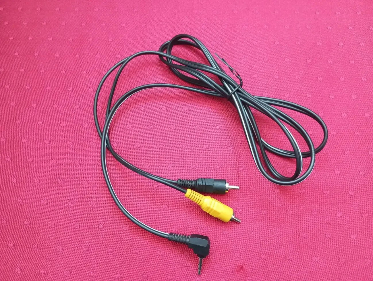 Шнур кабель AUX для колонок 1, 5 м миниджек тюльпаны