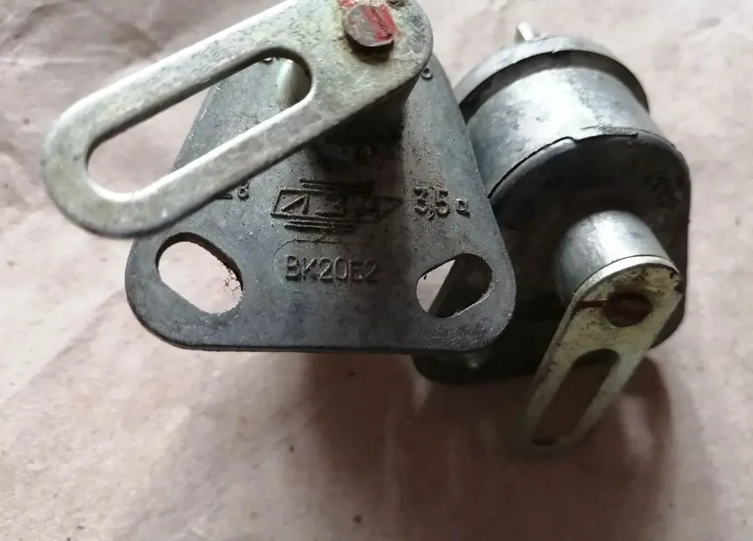 ВК20Б-2, выключатель сигнала заднего хода газ 21, новый ссср 2