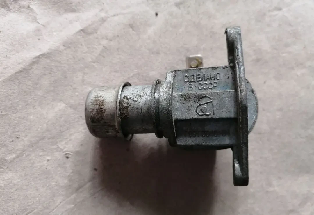 Переключатель света П-39, газ 21, 24, уаз, новый ссср