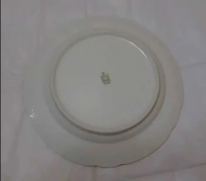 Тарелка  Розы  Коростеньского фарфорового завода (ссср). 3