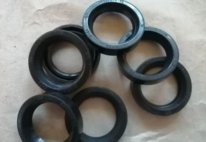 Сальник вала сошки газ 52, 53, 66, новый ссср