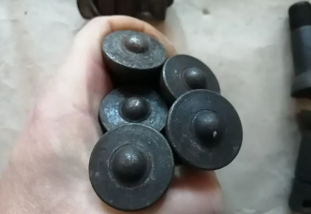 Палец рулевой газ 53, новый ссср 4