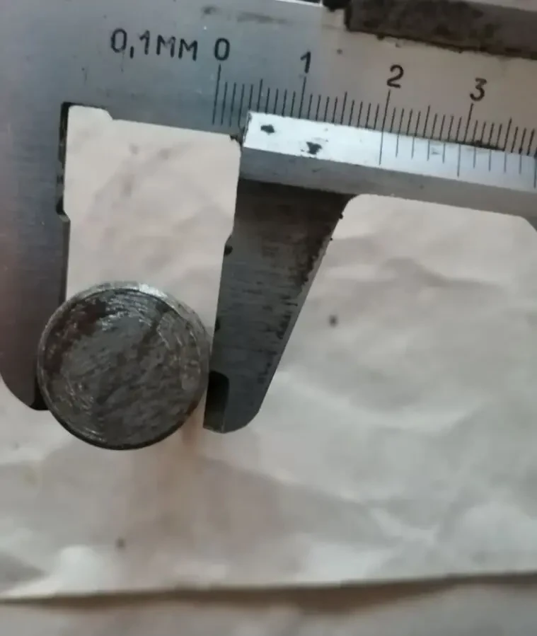 Ось шестерни заднего хода газ 24, новая ссср 3