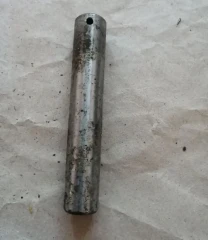 Ось шестерни заднего хода газ 24, новая ссср