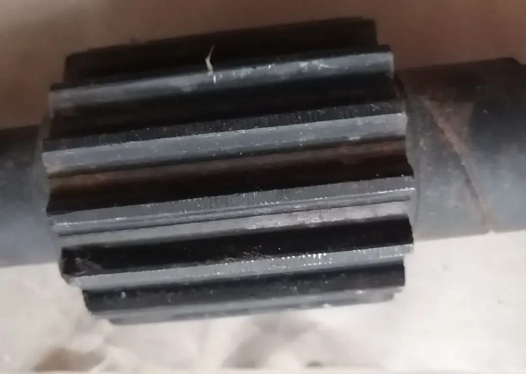 Вторичный вал кпп газ 53, 66, новый ссср