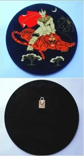 Национальный барельеф и гравюра МНР, настенная циновка /Дракон/ КНР. 2