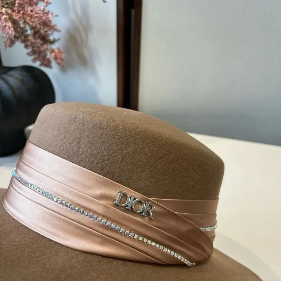 Капелюх Dior 8