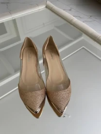 Жіночі золоті балетки в наявності р.37