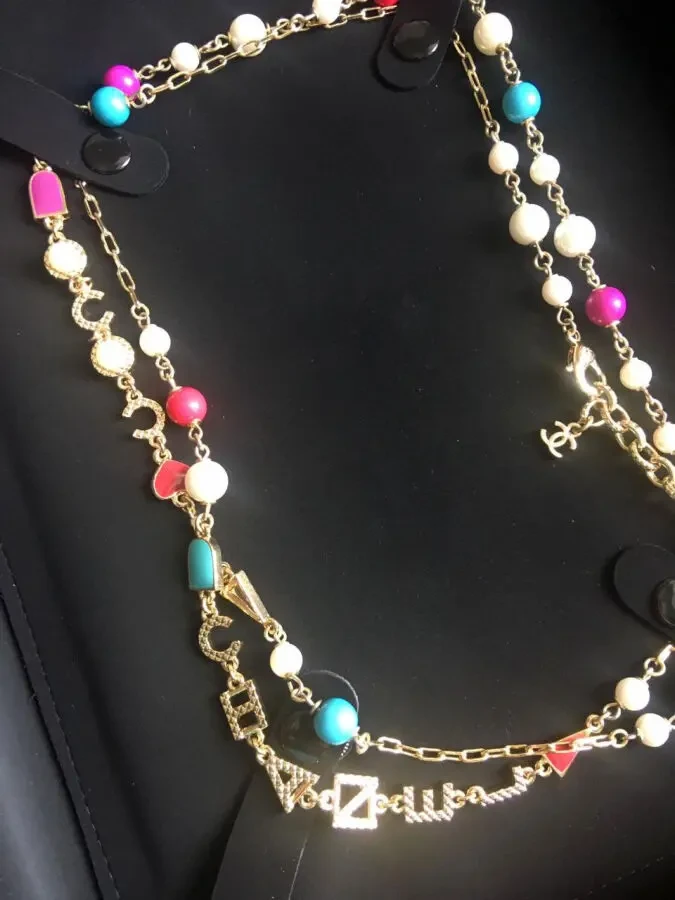 Намисто Chanell в наявності 8