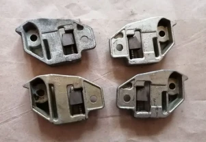 Фиксатор замка двери газ 24, новый ссср