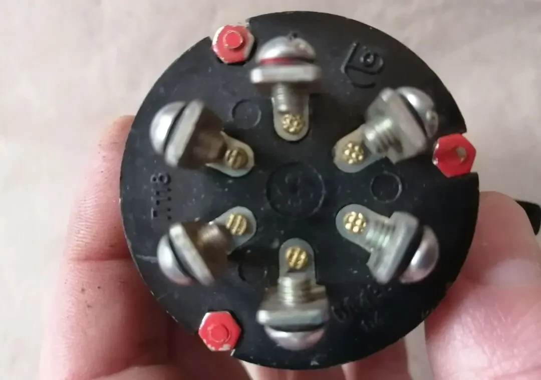 Переключатель поворотов газ 66, новый ссср 3