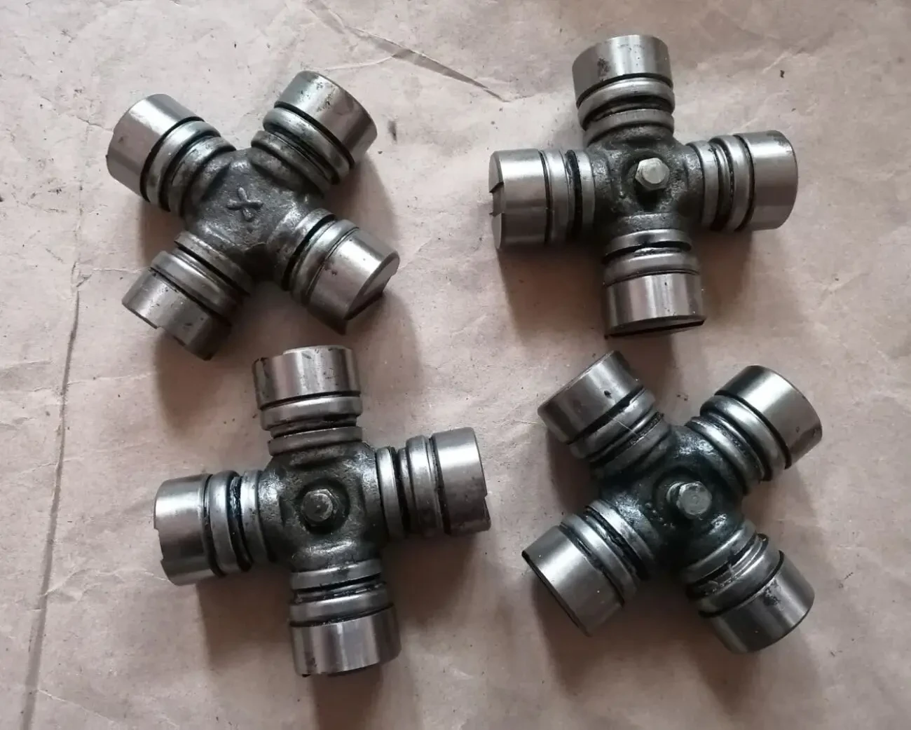 Крестовина газ 52, 53, 66, новая ссср 2