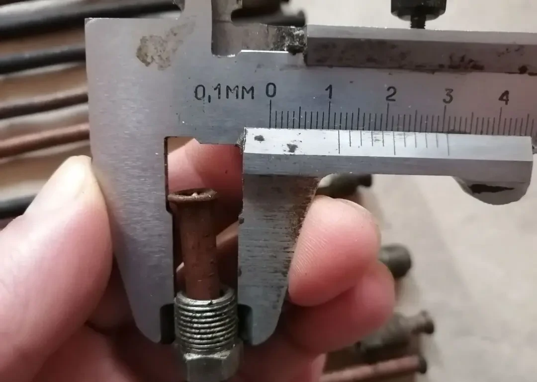 Трубка топливная газ 52, 53, 66, новая ссср 3