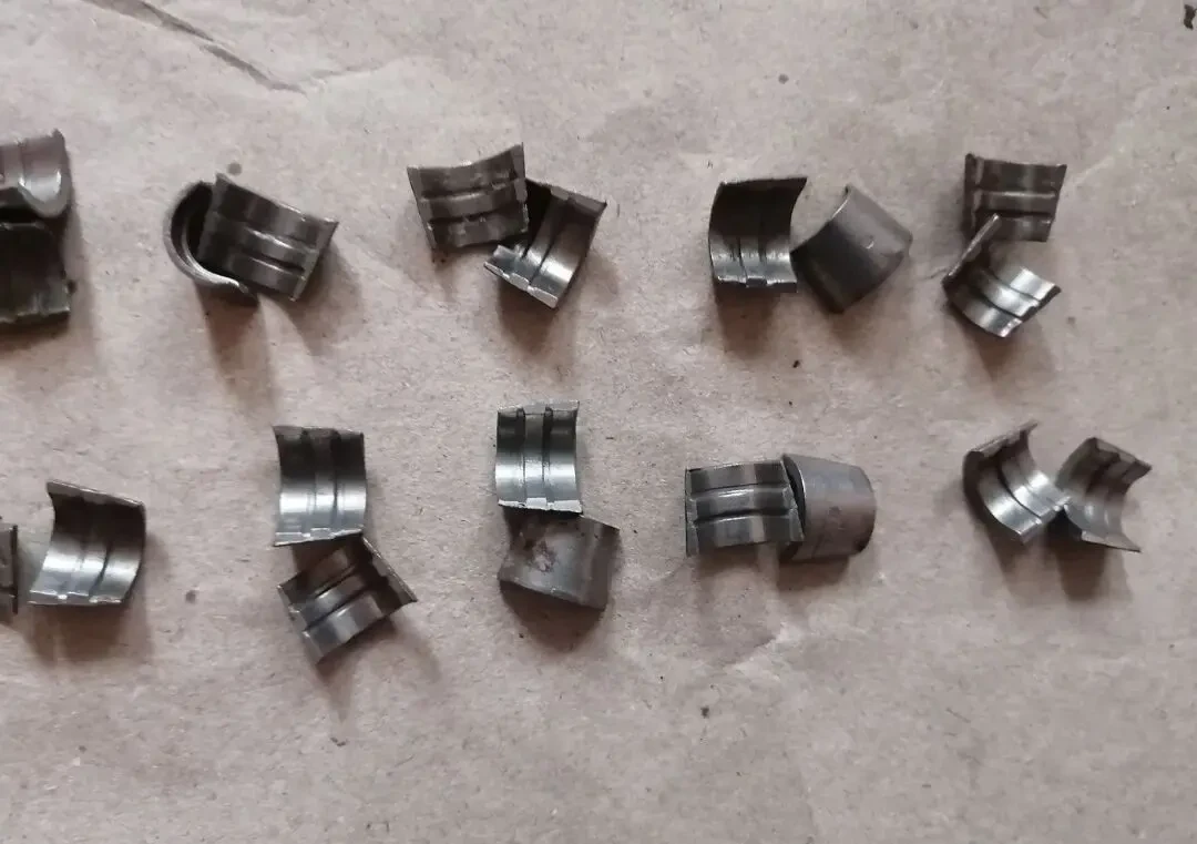 Сухари клапанов газ 53, 66, 24, новые ссср 3