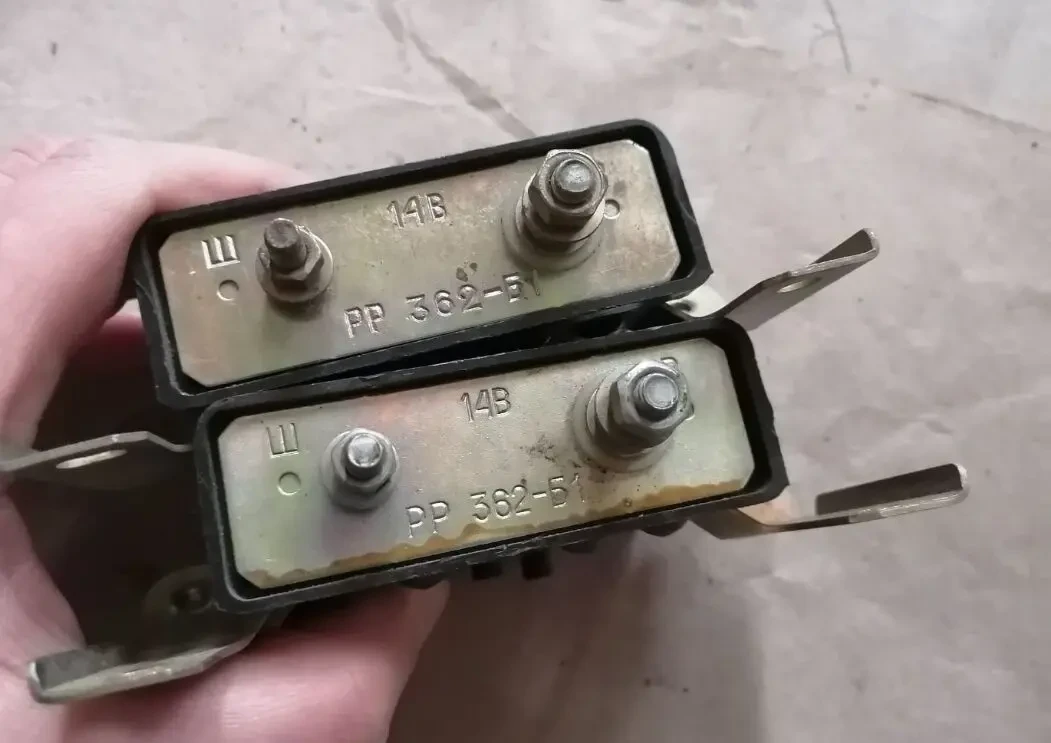 Реле регулятор газ 24, 52, 53, 66, уаз, новое ссср 2