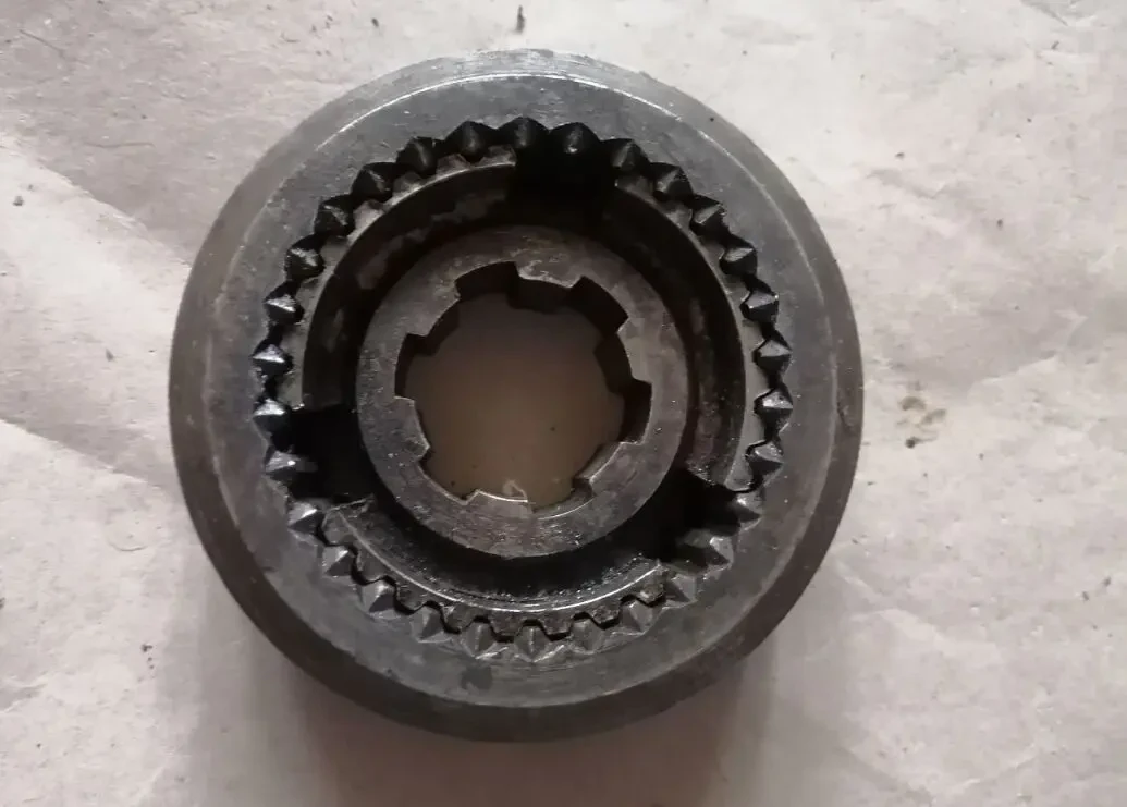 Муфта кпп 2 и 3 передачи газ 21, новая ссср 2