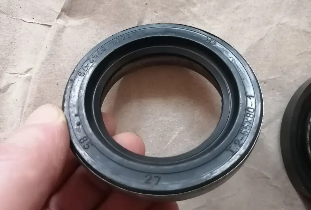 Сальник коленвала газ 21, 24, уаз, новый ссср 4