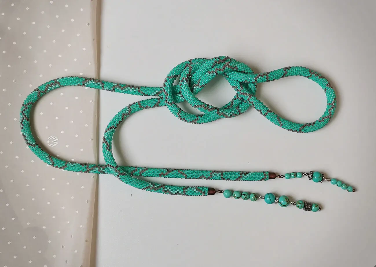 Прикраса із бісеру джгут- ларіат Бірюзовий шарм 9