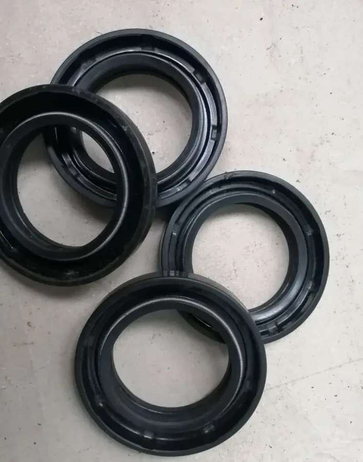 Сальник хвостовика газ 51, 52, 53, новый ссср 4