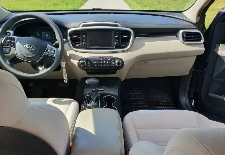 Авто з Європи Kia Sorento 2.4 GDI L 7s 7