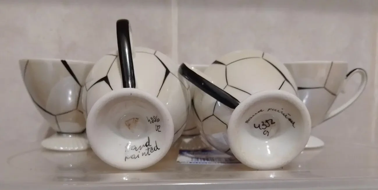 Сервіз кавовий Розочки з 5 чашочок. 3