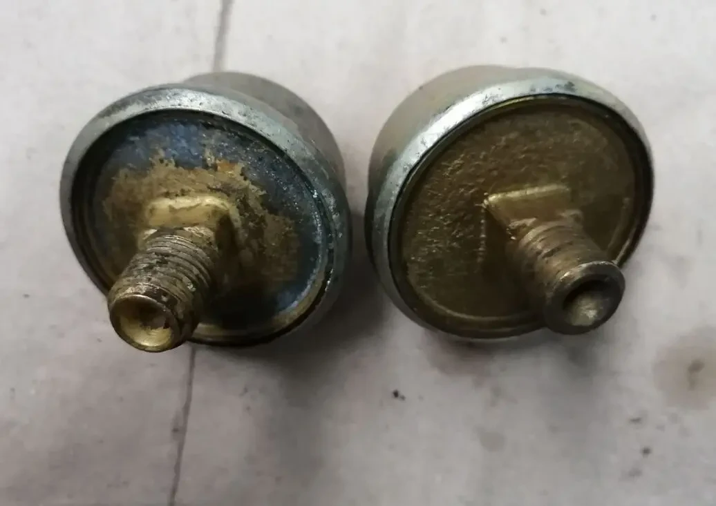 Датчик масла газ 21, новый ссср 2