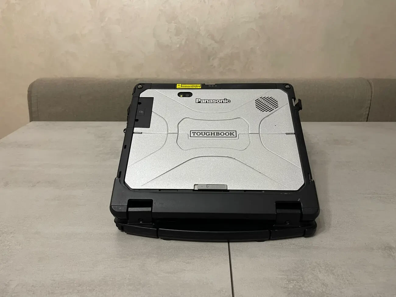 Захищений ноутбук-планшет Panasonic Toughbook CF-33, 12, i5-7300U 7