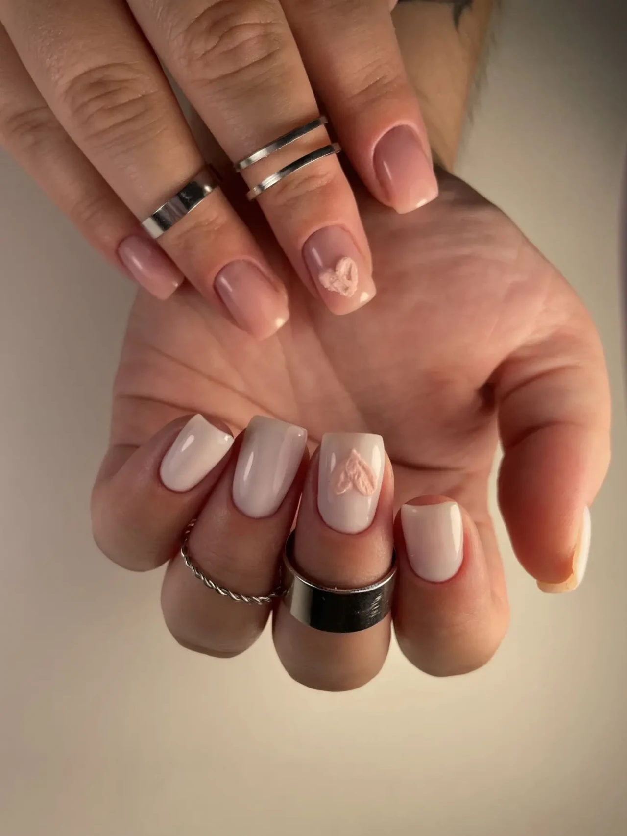 Майстер манікюру на дому 4