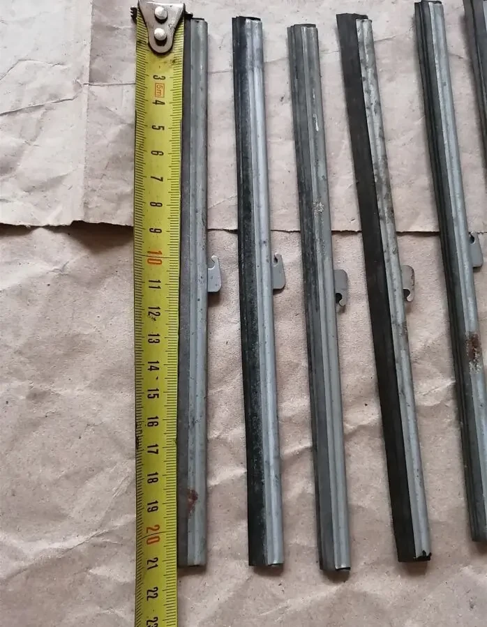 Щётки дворников газ 69, 51, новые ссср 3