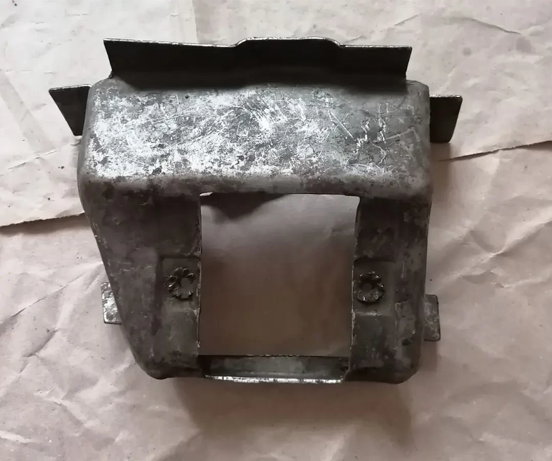 Корпус замка багажника газ 21, новый ссср 2