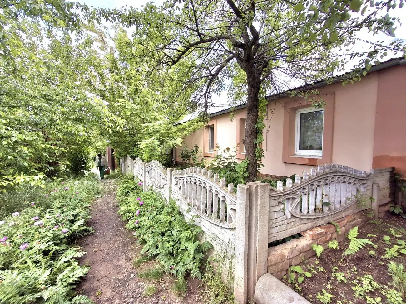 У продажу 5 к. будинок67м2, гараж35м2, 8соток, зуп. 9 военна 10