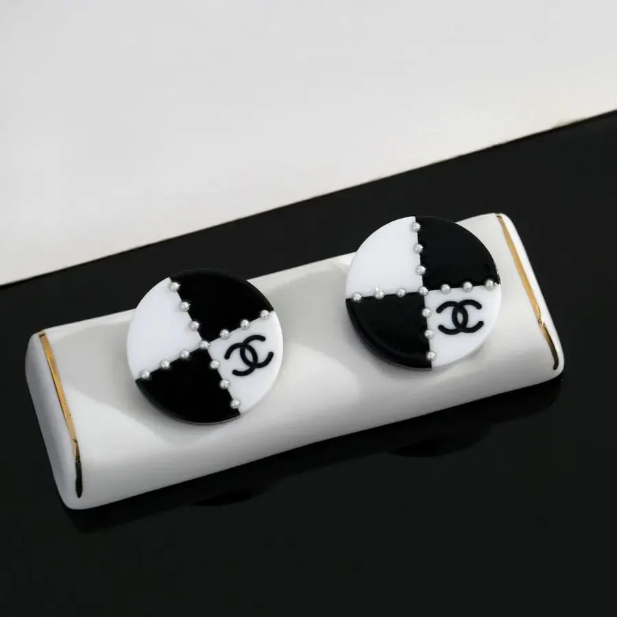 Сережки Chanell 4