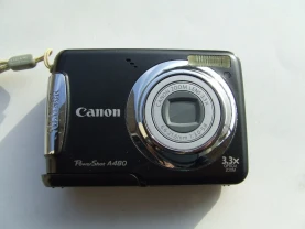 Фотик Кенон А-480 на 6.6 мегапикселя 3.3 кратный зум