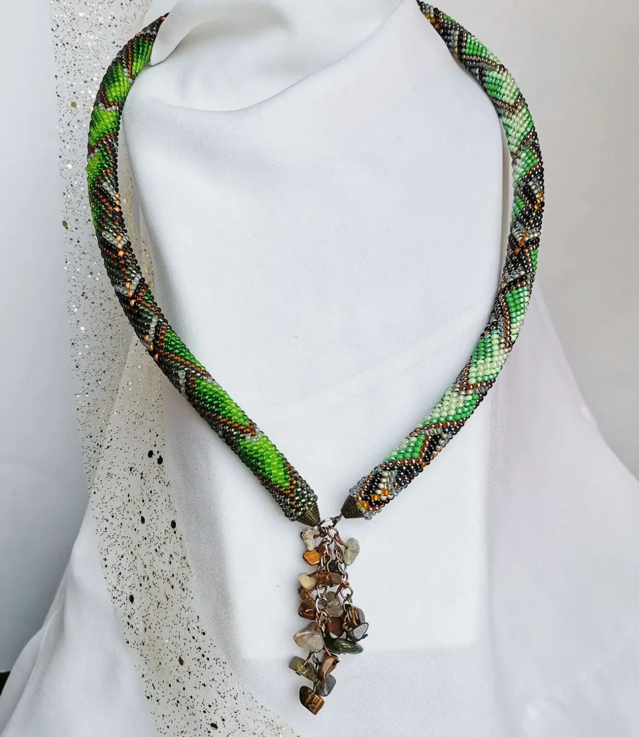 Прикраса із бісеру кольє-джгут Лісова казка 8