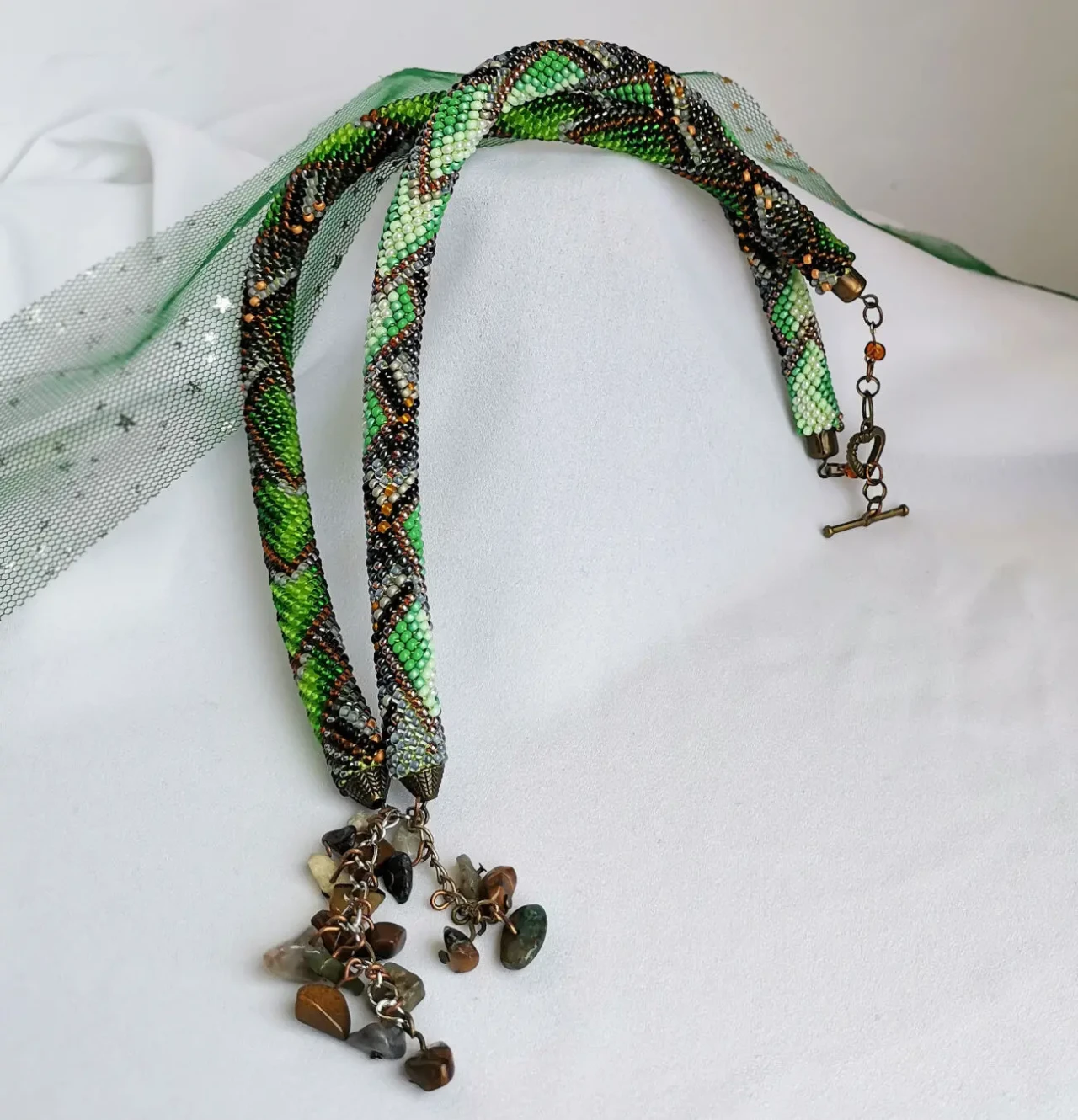 Прикраса із бісеру кольє-джгут Лісова казка 2