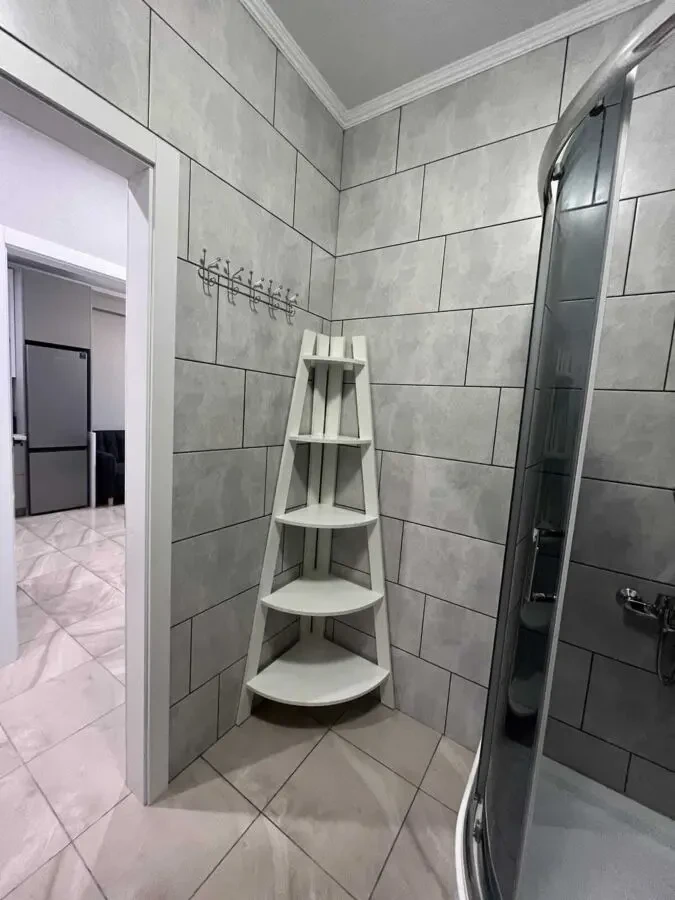 Оренда 1 кімн.квартири у новому будинку 4